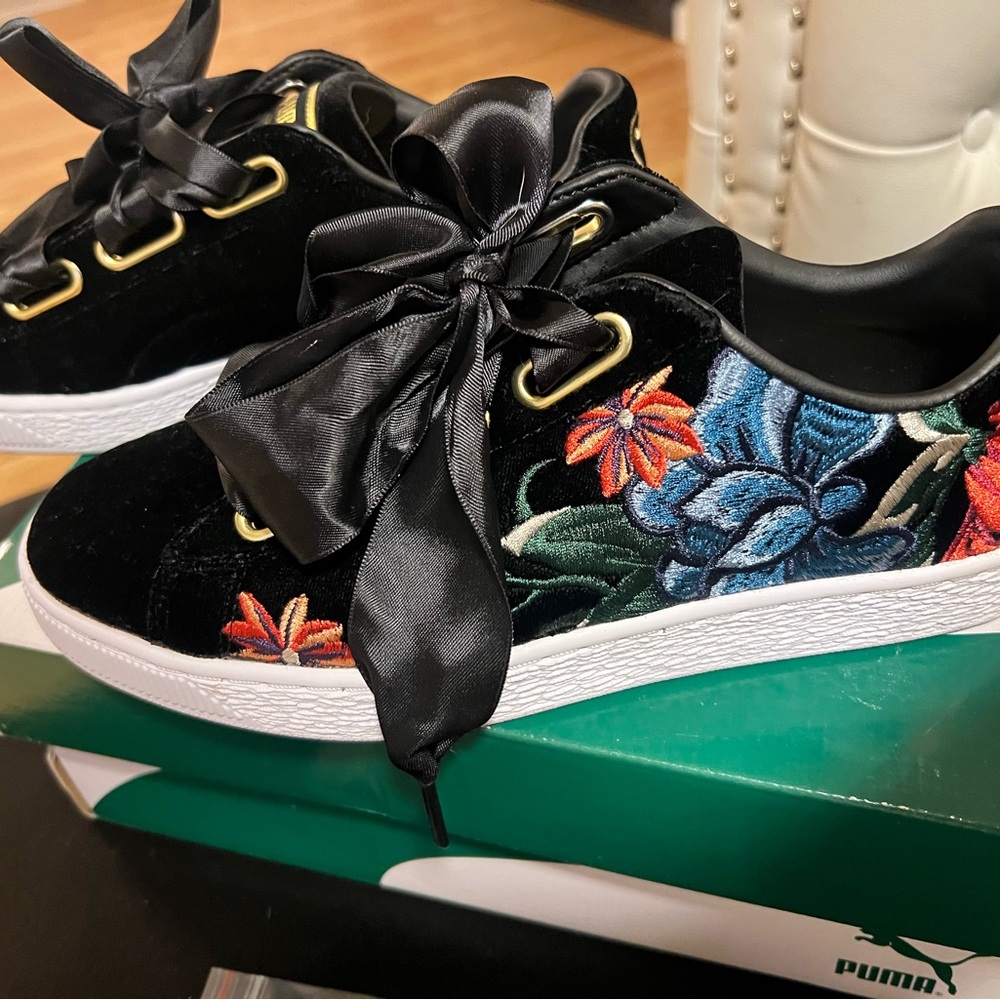 Women’s puma shoes